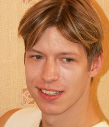 Zhenya 2 A 5e0da10db1c10.jpg
