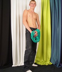Teenboy Porn Young Mateshuk A  5e1427445a48c.jpg