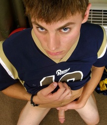 Sexy Looking Tom Twink Porn 5f5b095e428a7.jpg
