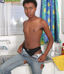 Tia Young Gifted and Black Boys Porn 5f60810543e91.jpg