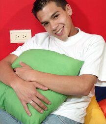 Santiago a boy porn with a large smile and a great body 5f62e8efb0eee.jpg