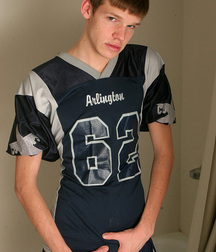 Sexy Smiling Skyy Gay Tube 5f637a9b61b67.jpg