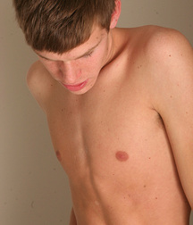 Sexy Smiling Skyy Gay Tube 5f637acfc93df.jpg