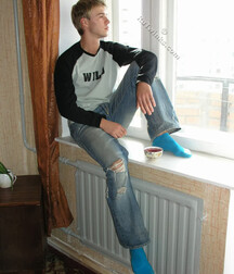 A Very Thoughtful Looking Hot Polik, Even As He Cums 5f66e1425ea18.jpg