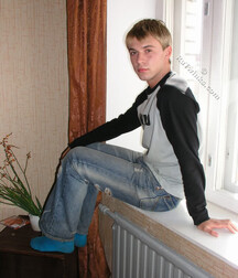 A Very Thoughtful Looking Hot Polik, Even As He Cums 5f66e1588d4fc.jpg