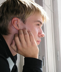 A Very Thoughtful Looking Hot Polik, Even As He Cums 5f66e16eeeb5c.jpg