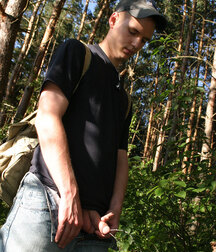Steven Pissing and Knocking One Out In The Woods 5f75682b973ca.jpg