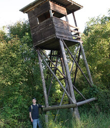 Steven Pissing and Knocking One Out In The Woods 5f75684434edf.jpg