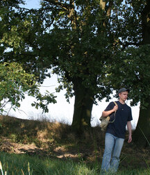 Steven Pissing and Knocking One Out In The Woods 5f7568fd19d0d.jpg