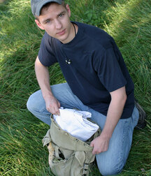 Steven Pissing and Knocking One Out In The Woods 5f756903aecf1.jpg