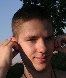 Steven Pissing and Knocking One Out In The Woods 5f75690a85e5b.jpg