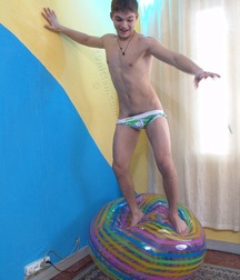 Someone has been trying to rip Andrey's t-shirt off 5f8a78a72434b.jpg