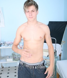 Boy next-door type Carl Twinks Gay Porn 5f8bd1c42df43.jpg