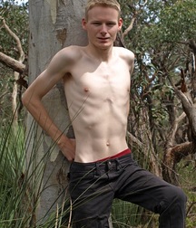Skinny boy Ashley 5fa23586b646c.jpg