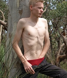 Skinny boy Ashley 5fa235c6ece09.jpg