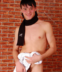 Sexy Vitek braving the Winter Boys Porn 5fa8cecfcde2c.jpg