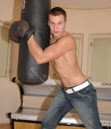 Stenly is a bit muscular yet still hot boys porn 5faf56e61f87b.jpg