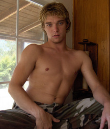 Sweet smiling blond big boy porn Brenden 5fbdf1649f43a.jpg