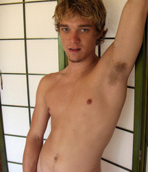Sweet smiling blond big boy porn Brenden 5fbdf264394c9.jpg