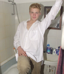 Sweet blond smooth Brit twink soapy bath cum boys porn 6221c4822f2be.jpg