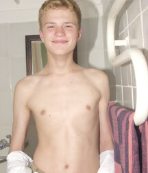 Sweet blond smooth Brit twink soapy bath cum boys porn 6221c4b38a812.jpg