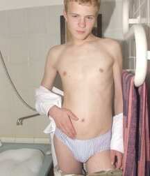 Sweet blond smooth Brit twink soapy bath cum boys porn 6221c4bd869c4.jpg