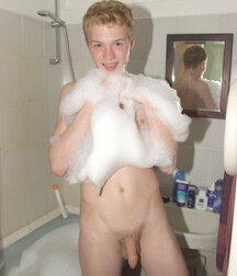Sweet blond smooth Brit twink soapy bath cum boys porn 6221c4de95316.jpg