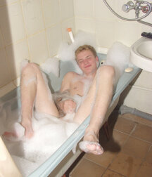 Sweet blond smooth Brit twink soapy bath cum boys porn 6221c50700d9b.jpg