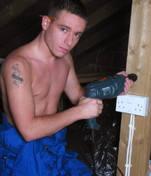 Cute Brit twink electrician gay porn 6232d7534d76a.jpg