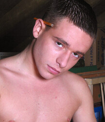 Cute Brit twink electrician gay porn 6232d79fbb473.jpg