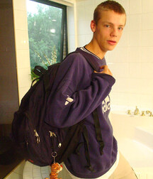 Take a bath with a hot ginger freckled twink 623ebb0192f57.jpg