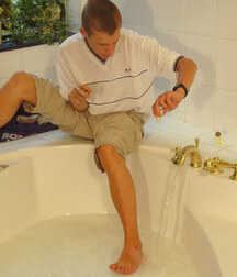 Take a bath with a hot ginger freckled twink 623ebb5e0f5f5.jpg