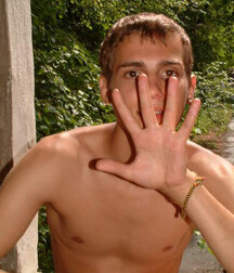 Find a delict house and you might find him 6246b05adcbaa.jpg