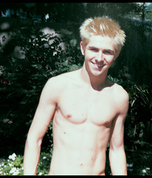 Office Blond then pees in the garden 6289d9198f753.jpg