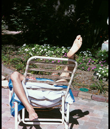 Office Blond then pees in the garden 6289da81e13d3.jpg