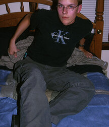 Glasses make him look intelligent boys porn 62908ce2b3d01.jpg