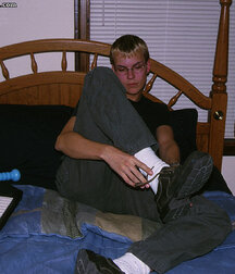 Glasses make him look intelligent boys porn 62908ce820f11.jpg