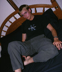 Glasses make him look intelligent boys porn 62908cf6b341d.jpg