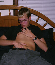 Glasses make him look intelligent boys porn 62908d048a90e.jpg