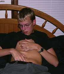 Glasses make him look intelligent boys porn 62908d078e94f.jpg