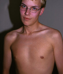 Glasses make him look intelligent boys porn 62908d3520792.jpg