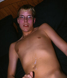 Glasses make him look intelligent boys porn 62908d9d27254.jpg