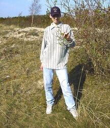 A tall Ukrainian by the sea boys porn 62c29f5779860.jpg