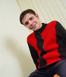 Red and black sweater twink boys porn 62ecd6e4e2619.jpg