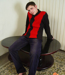 Red and black sweater twink boys porn 62ecd6ec17dc3.jpg