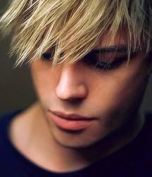 Beautiful Boys 5dce951c9b1c3.jpg