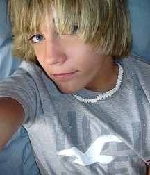 Beautiful Boys 5dce960713e7d.jpg