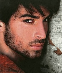 Faces to Kiss 5ddeeebe79daa.jpg