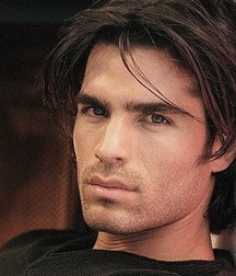 Faces to Kiss 5ddeef1364099.jpg