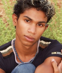 Faces to Kiss 5ddeef1be625c.jpg